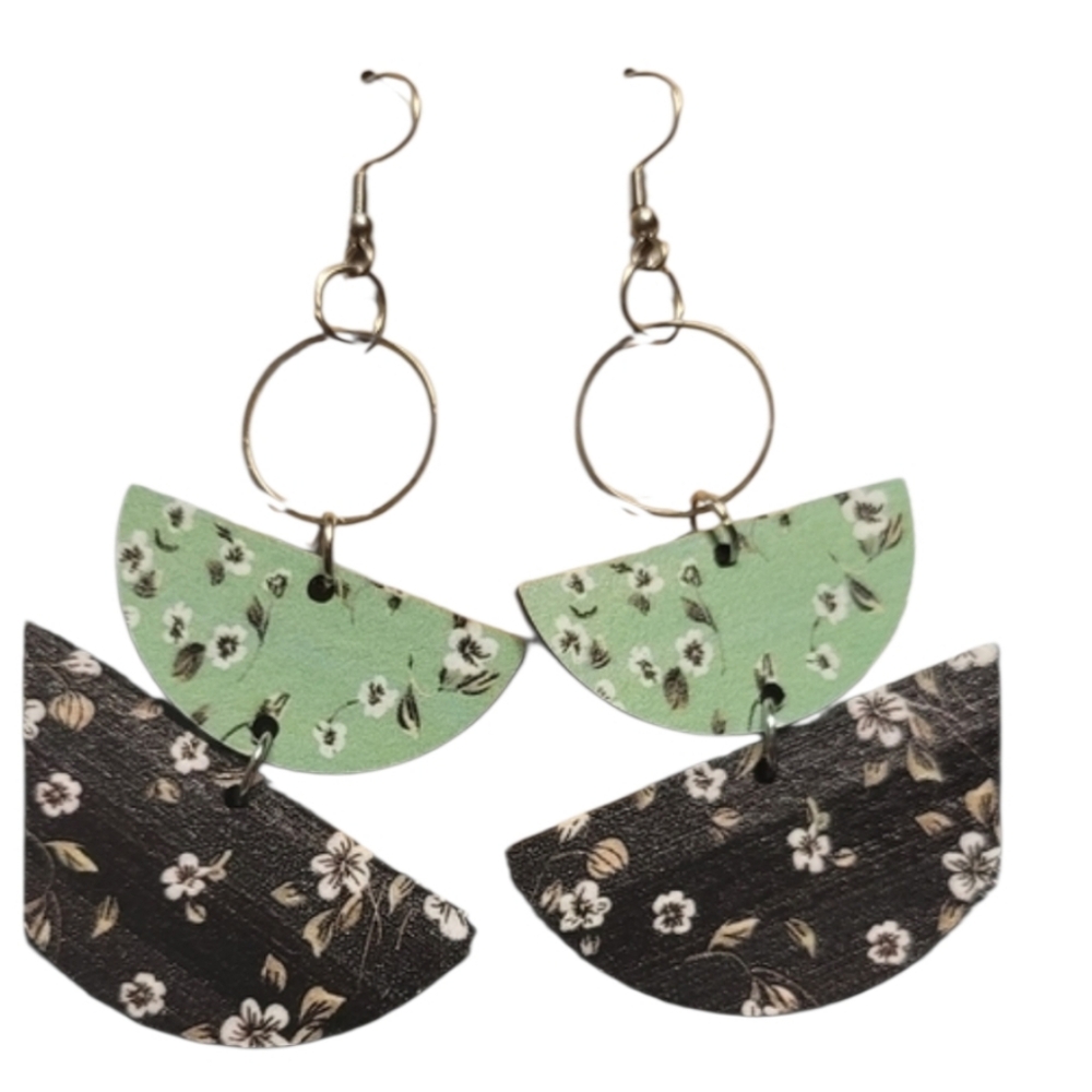 NWOT fall green fish hook earrings